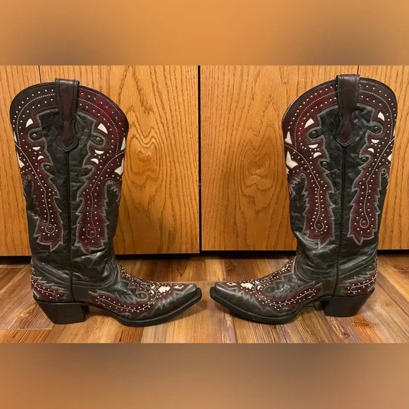 Women’s Corral Brand Vintage Looking Boots - Picture 6 of 9